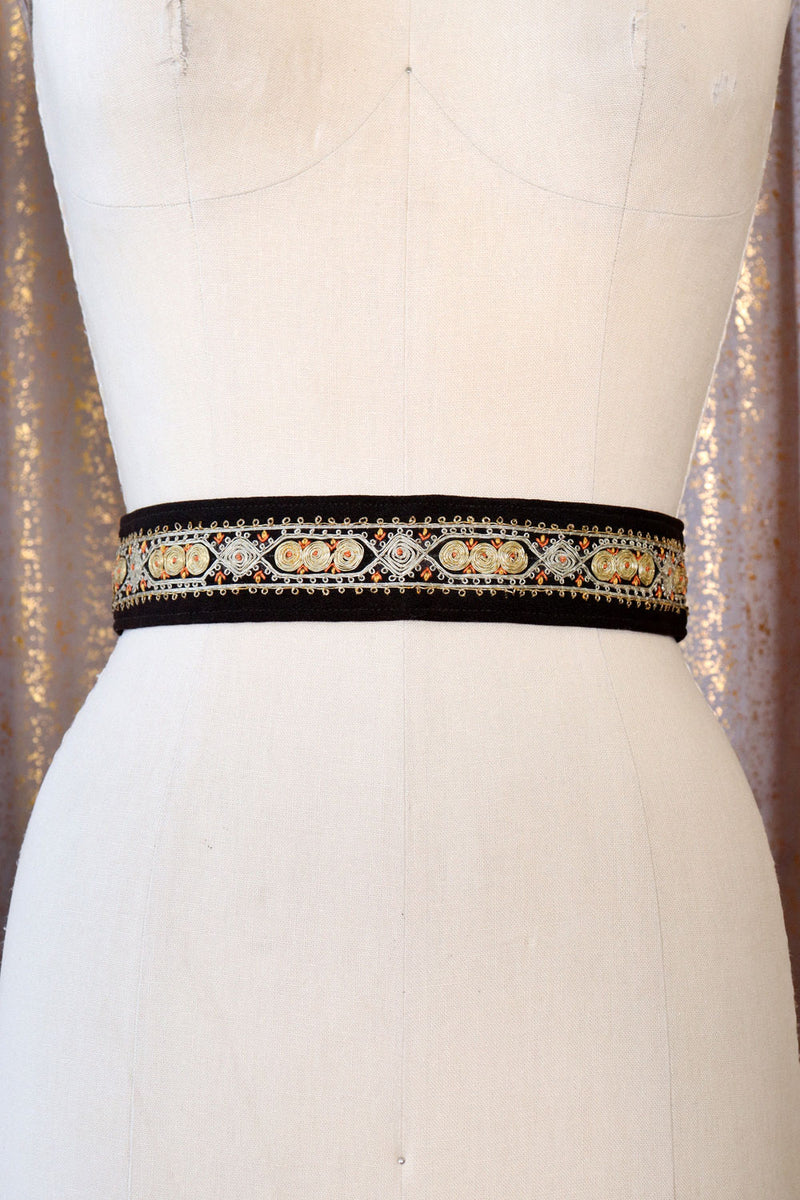 1950s Folk Embroidered Waist Belt