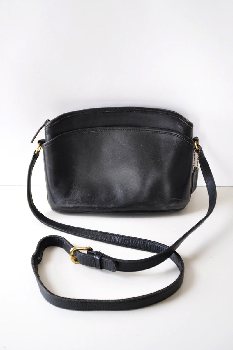 Vintage & Classic Coach Black Leather Shoulder Bag
