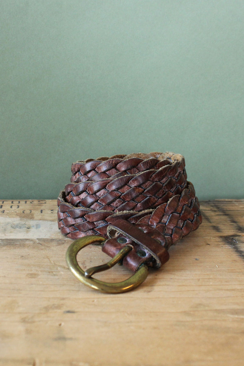 Saks Fifth Avenue Brown Braided Italian Leather Belt Gold Buckle &Accents Size M Vintage Saks Fifth Avenue Italian Brown Leather Braided  main image 4