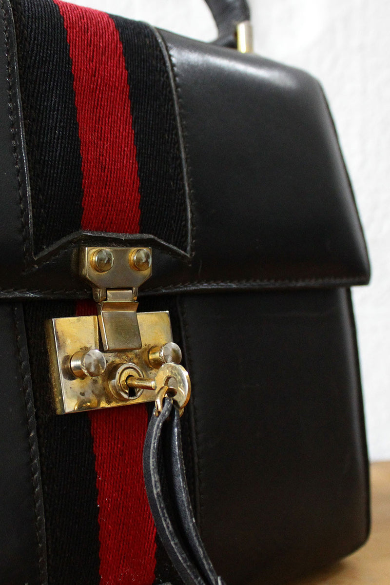 Vintage Gucci Keylock Striped Handbag – OMNIA