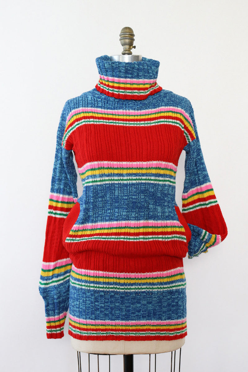 Lisa Striped Rainbow Sweaterdress XS-M OMNIA Lisa Striped Rainbow Sweaterdress XS-M OMNIA