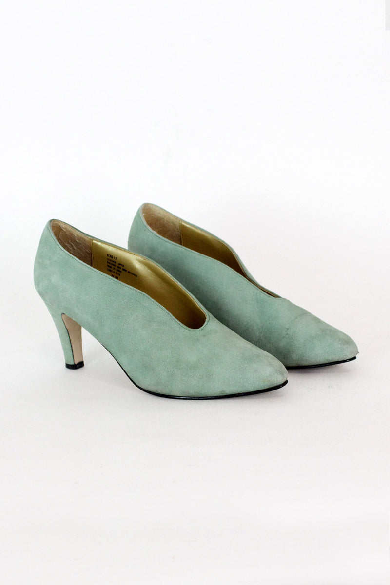 Seafoam Notched Heels 7.5 OMNIA Seafoam Notched Heels 7.5 OMNIA