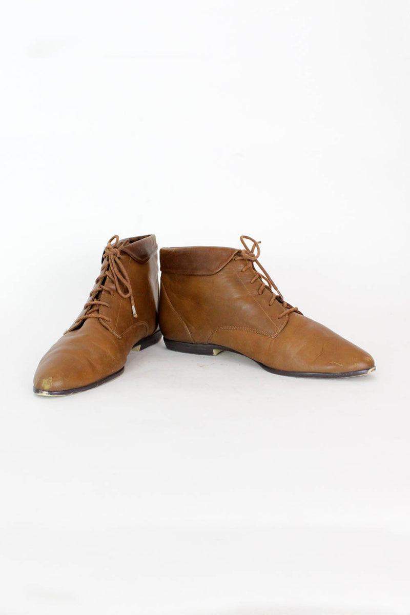 Leather deals pixie boots