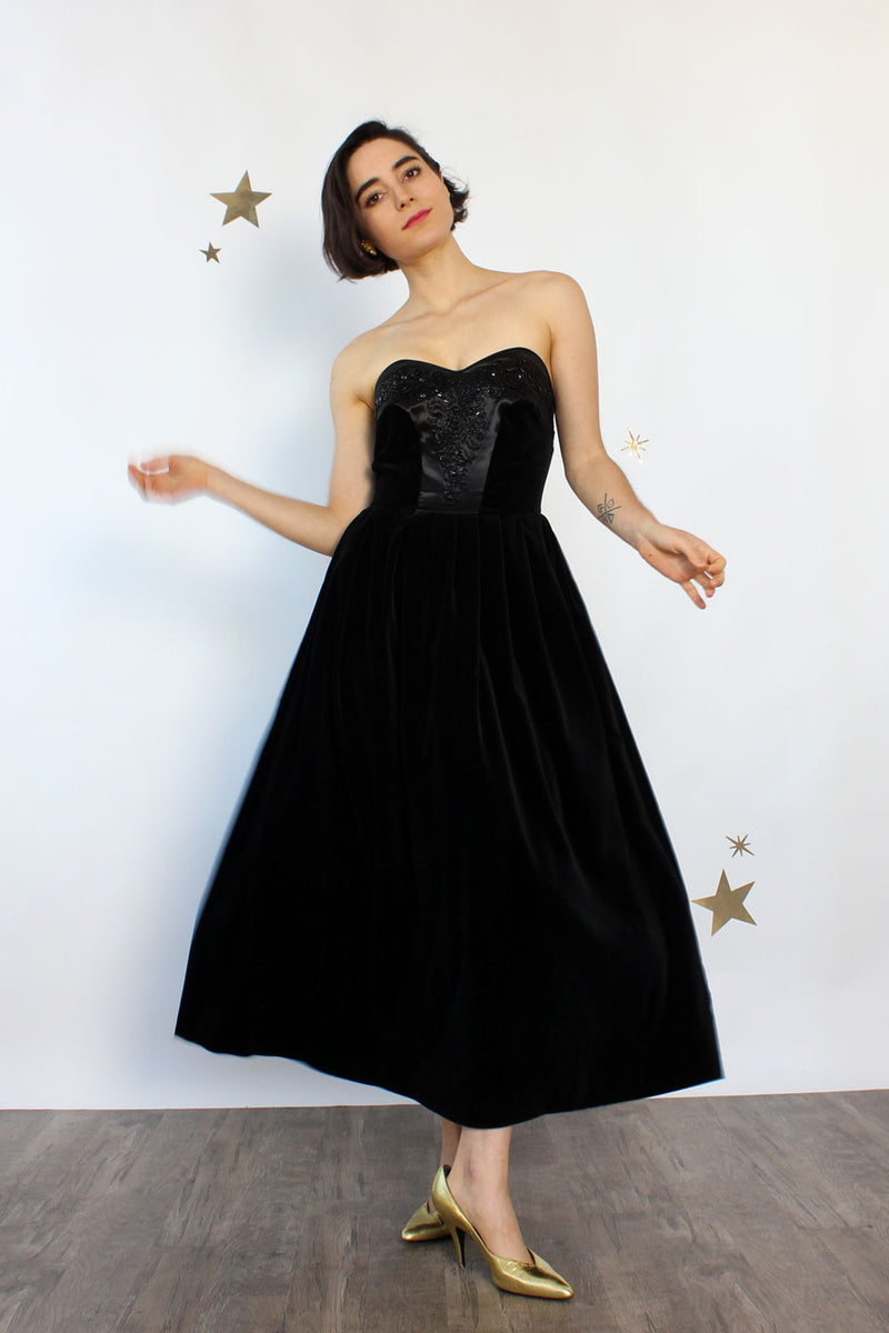 Laura Ashley Beaded Velvet Gown S – OMNIA