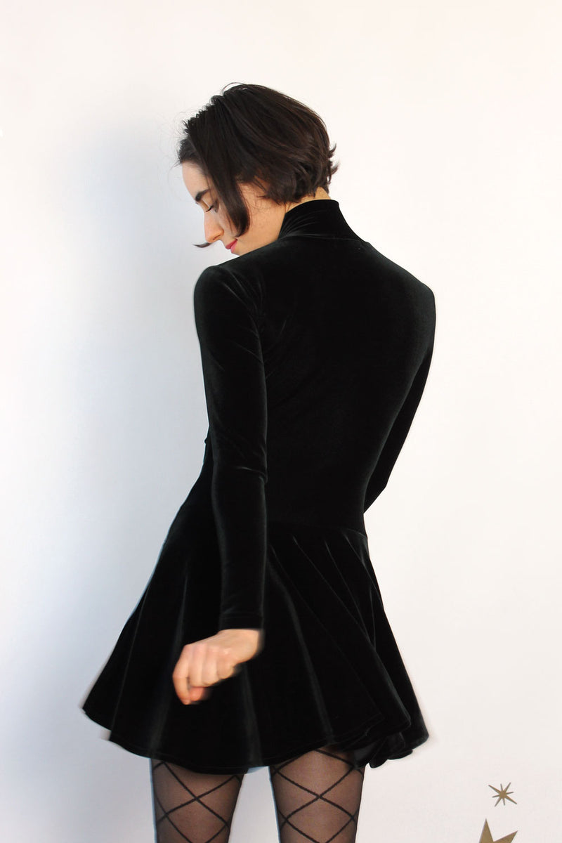 Twilight Velvet Turtleneck Mini Dress XS/S Twilight Velvet Turtleneck Mini Dress XS/S