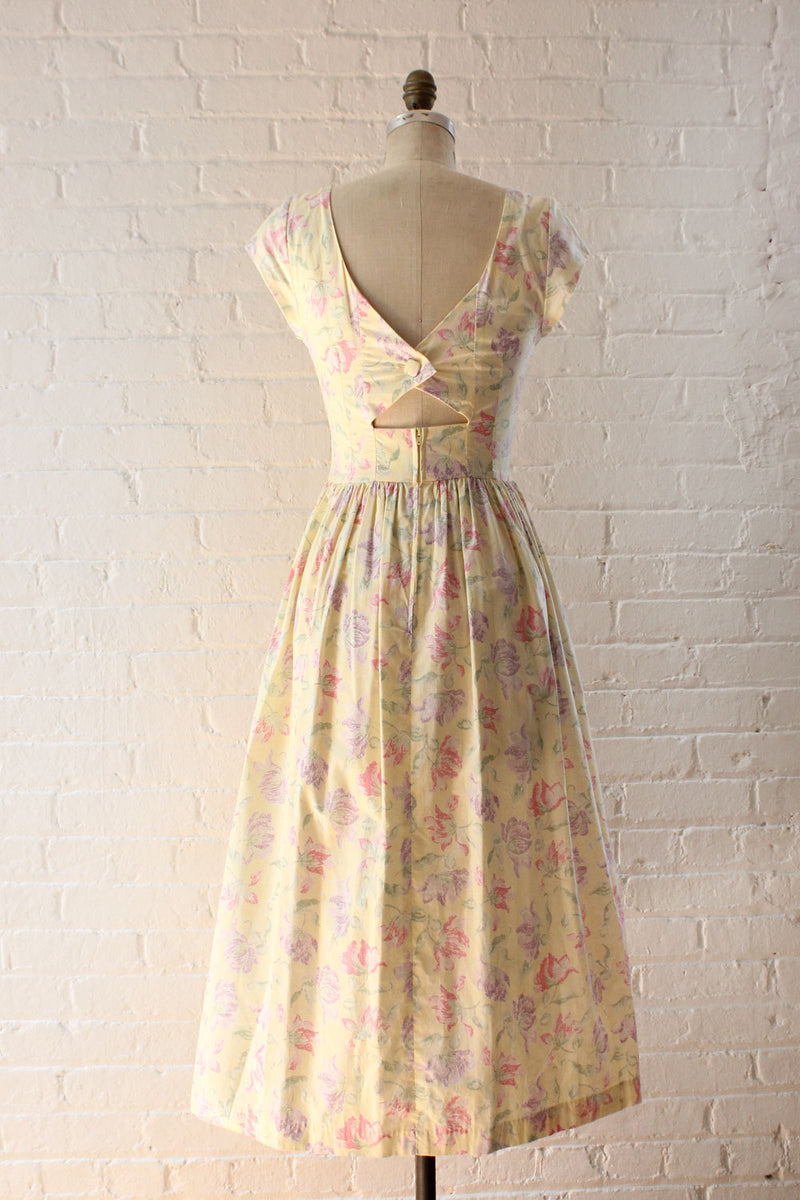 Laura Ashley Buttercup Dress S/M – OMNIA Laura Ashley Buttercup Dress S/M – OMNIA