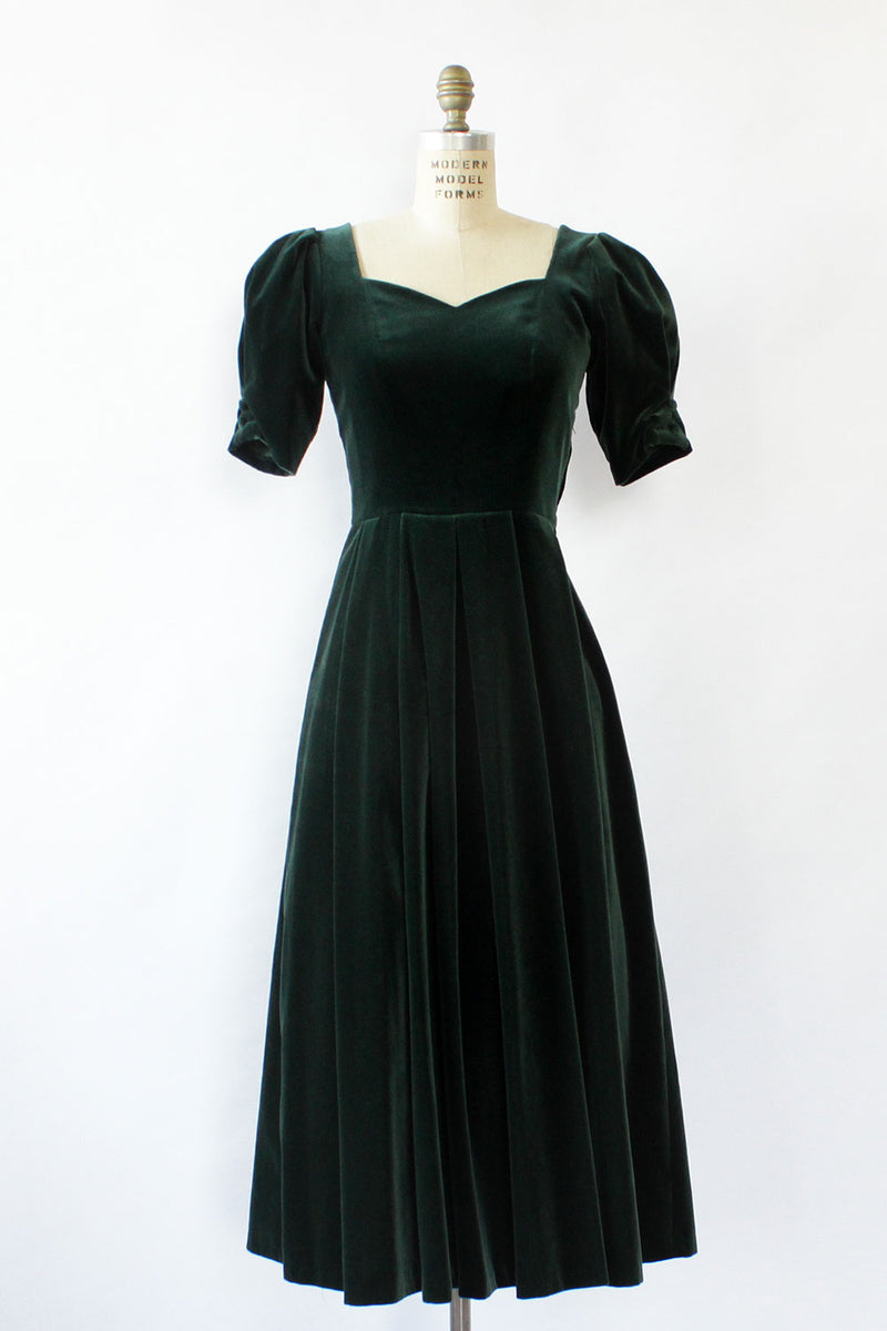 Laura Ashley Bow Back Velvet Dress S Laura Ashley Bow Back Velvet Dress S