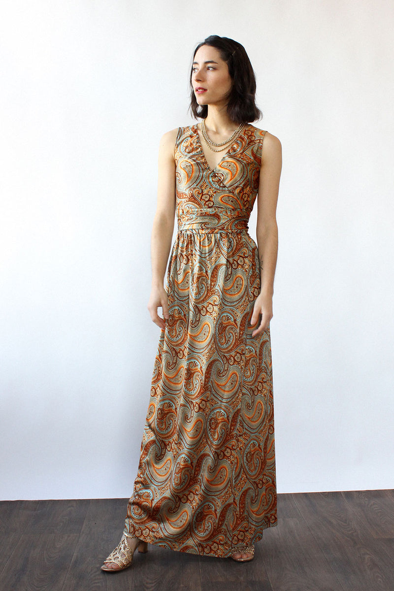 Golden Paisley Wrap Dress XS-M OMNIA Golden Paisley Wrap Dress XS-M OMNIA