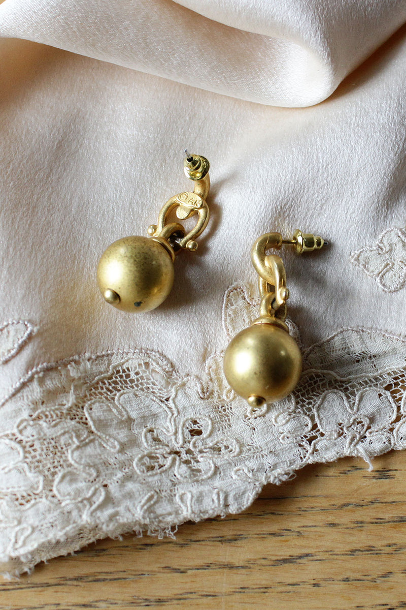 Klein Golden Ball Earrings – OMNIA1