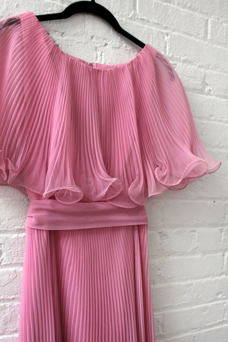 Miss Elliette Pleated Chiffon Dress S/M – OMNIA