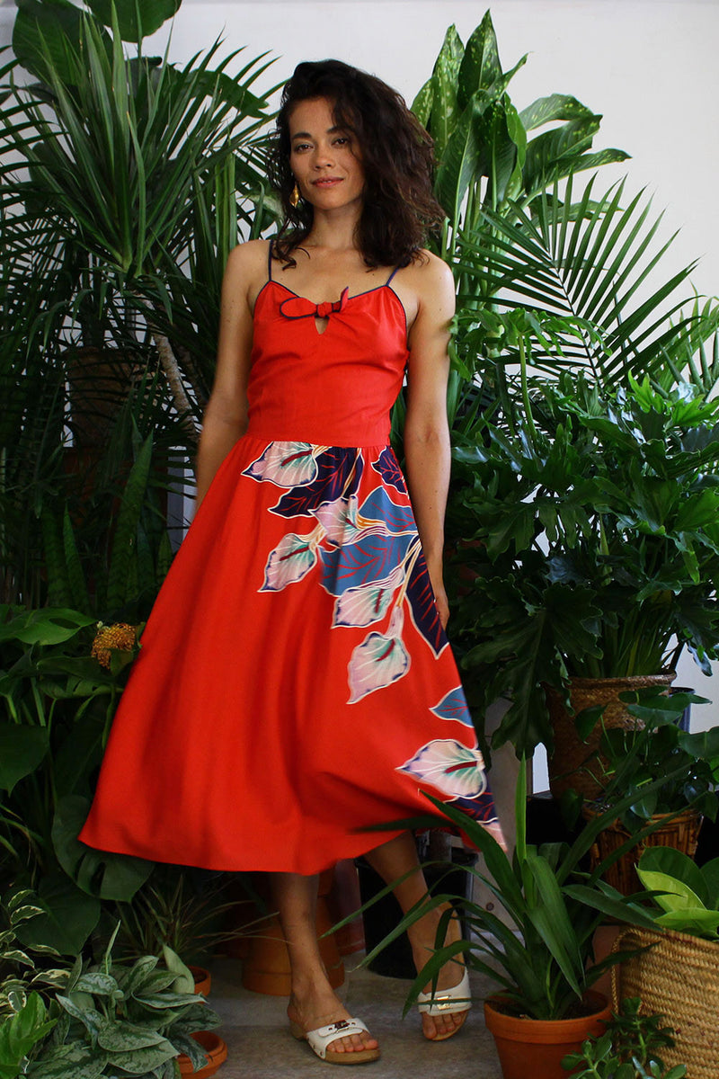 Red Bow Tropical Flare Dress S/M Red Bow Tropical Flare Dress S/M