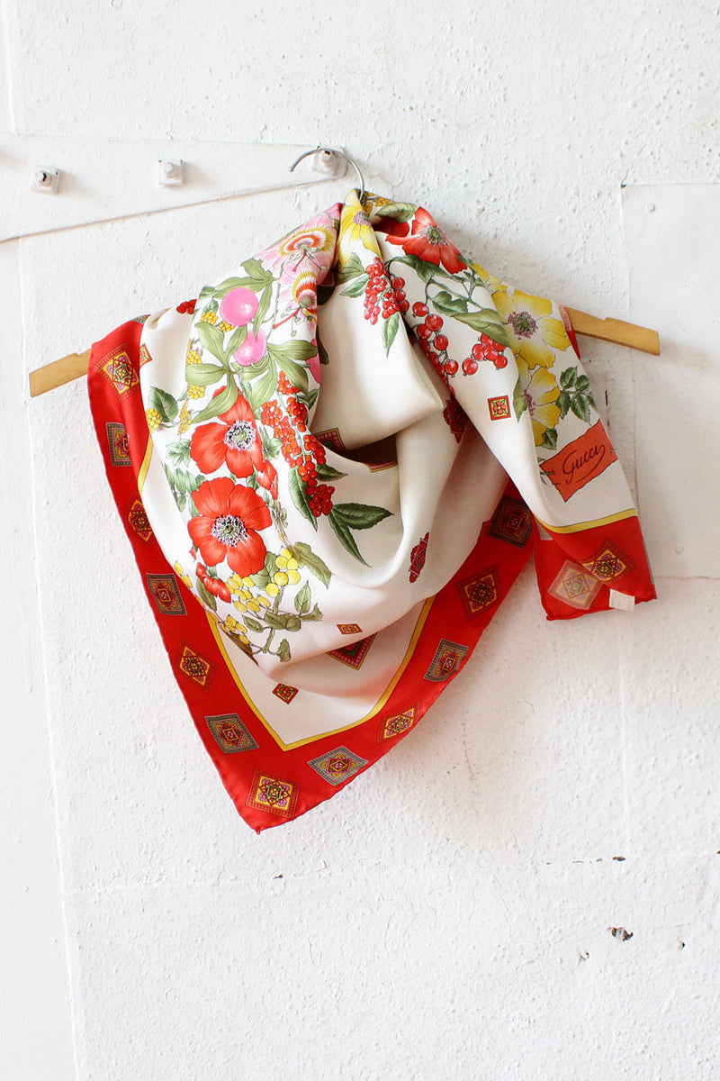 Gucci Floral-Print Silk Scarf