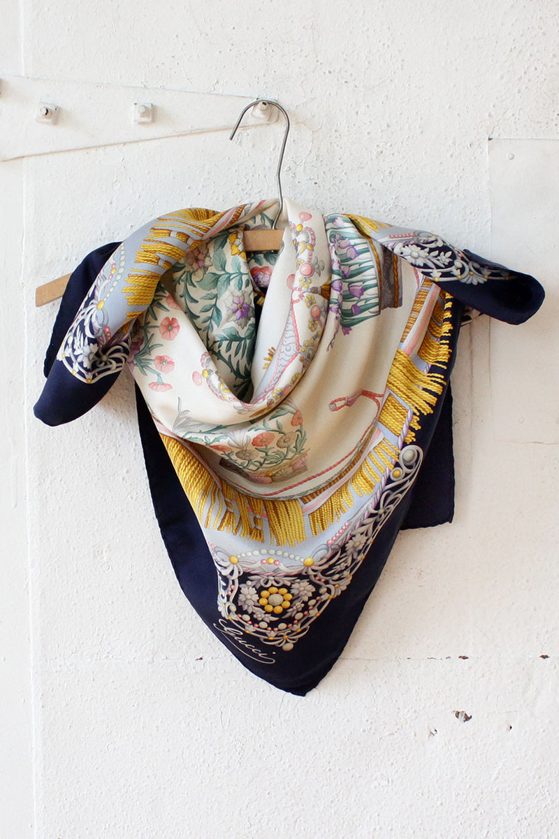 Satin sales gucci scarf