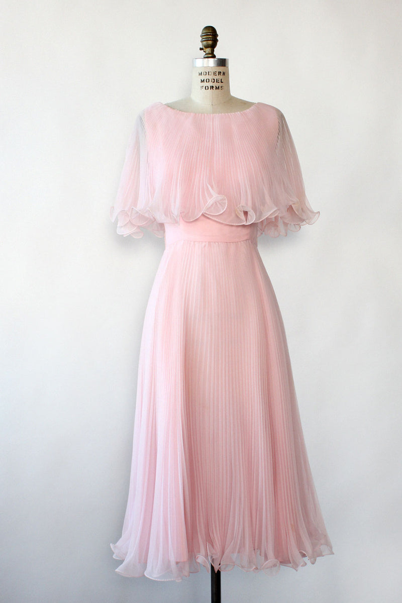Miss Elliette Cotton Candy Pleat Dress M OMNIA Miss Elliette Cotton Candy Pleat Dress M OMNIA