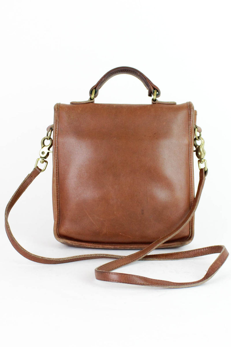 Chestnut Brown Leather Coach Station Bag – OMNIA