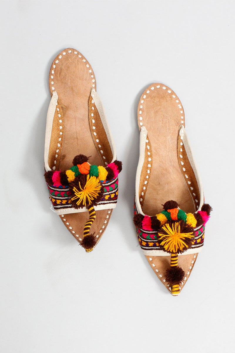 Pom pom khussa on sale