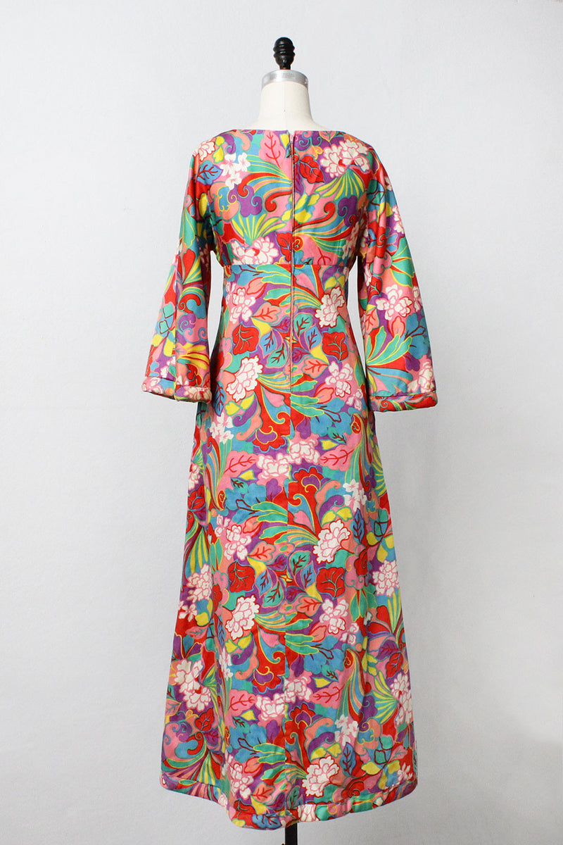 Dynasty Silk Hostess Gown S/M OMNIA Dynasty Silk Hostess Gown S/M OMNIA