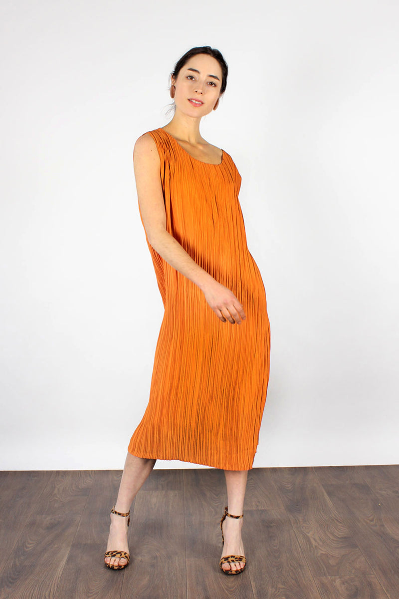 Japanese Orange Pleated Dress M-XL – OMNIA Japanese Orange Pleated Dress M-XL – OMNIA