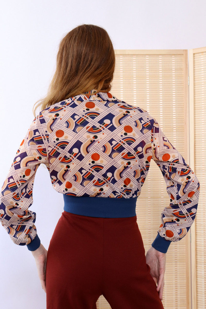 Op-Art Collared Crop S/M