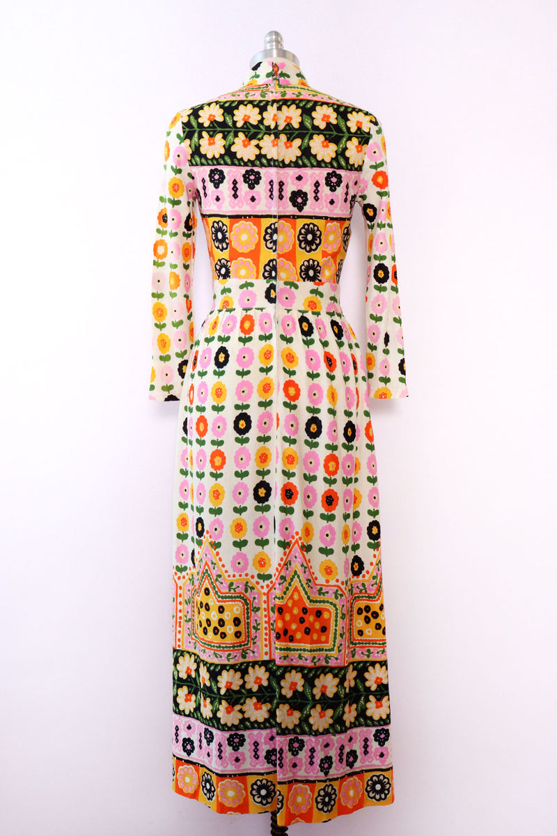 Pop Floral Long Sleeved Maxi Dress S