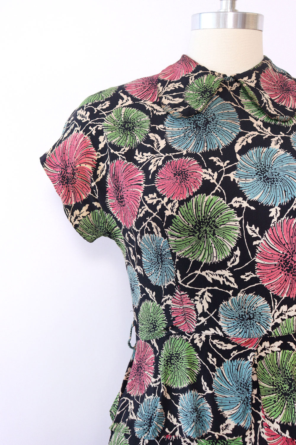 1940s Mum Rayon Crepe Peplum Dress XS/S