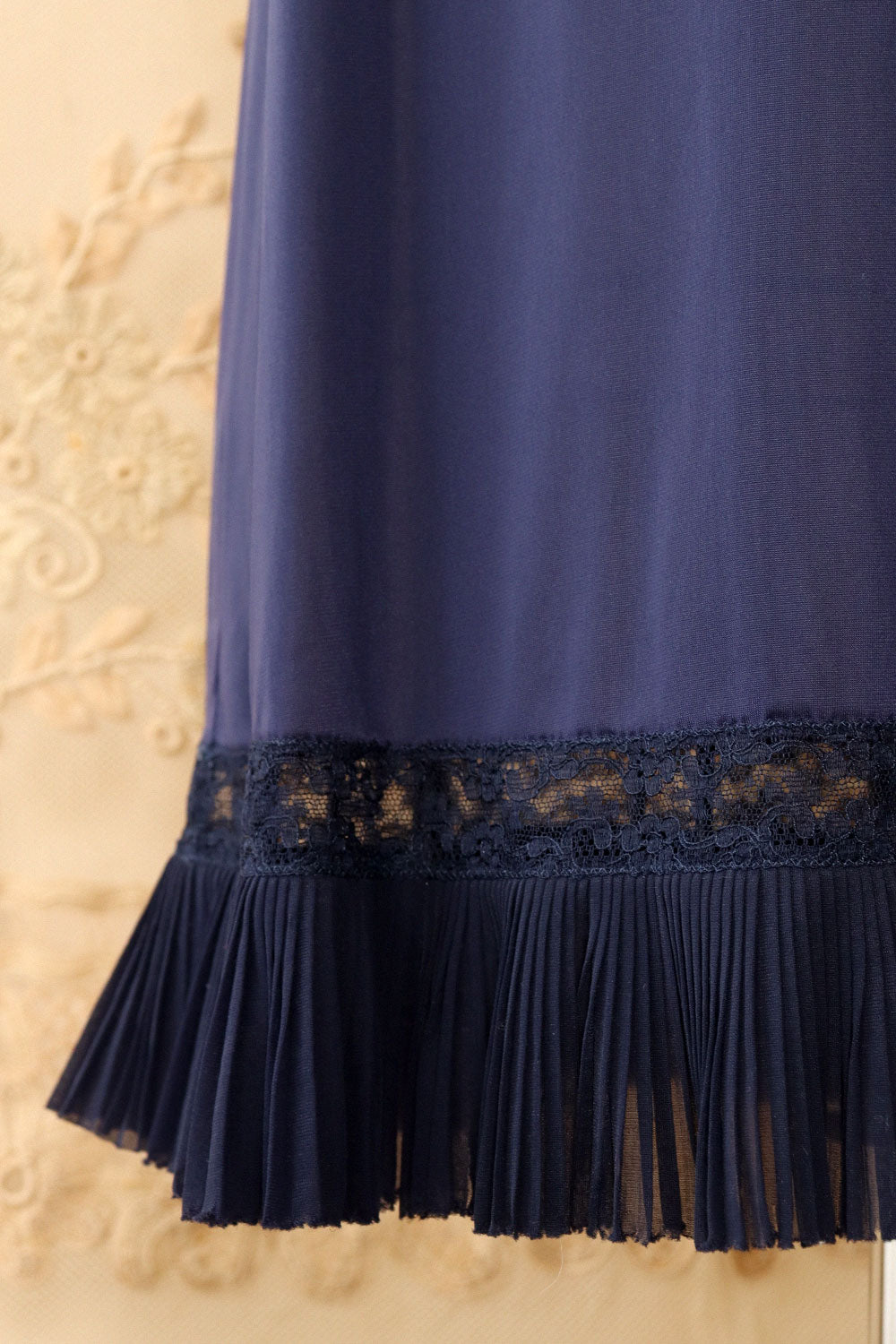 Navy Flutter Hem Slip Skirt XS/S