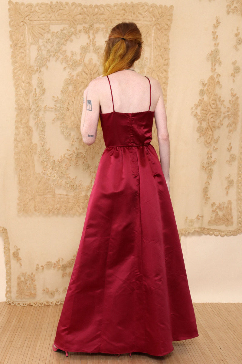 Shiraz Satin Sweetheart Gown S