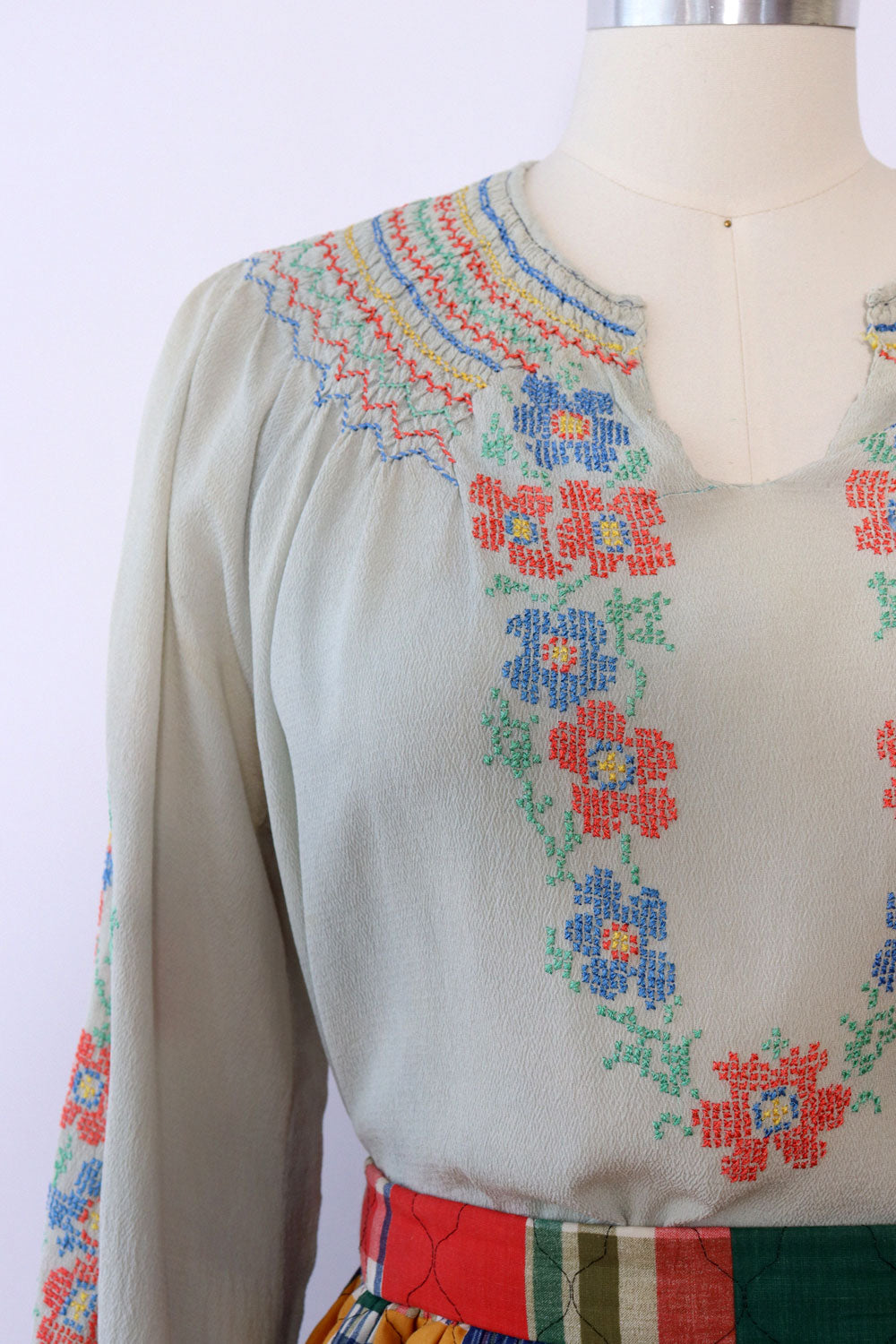 Cross Stitch Floral Peasant Blouse M