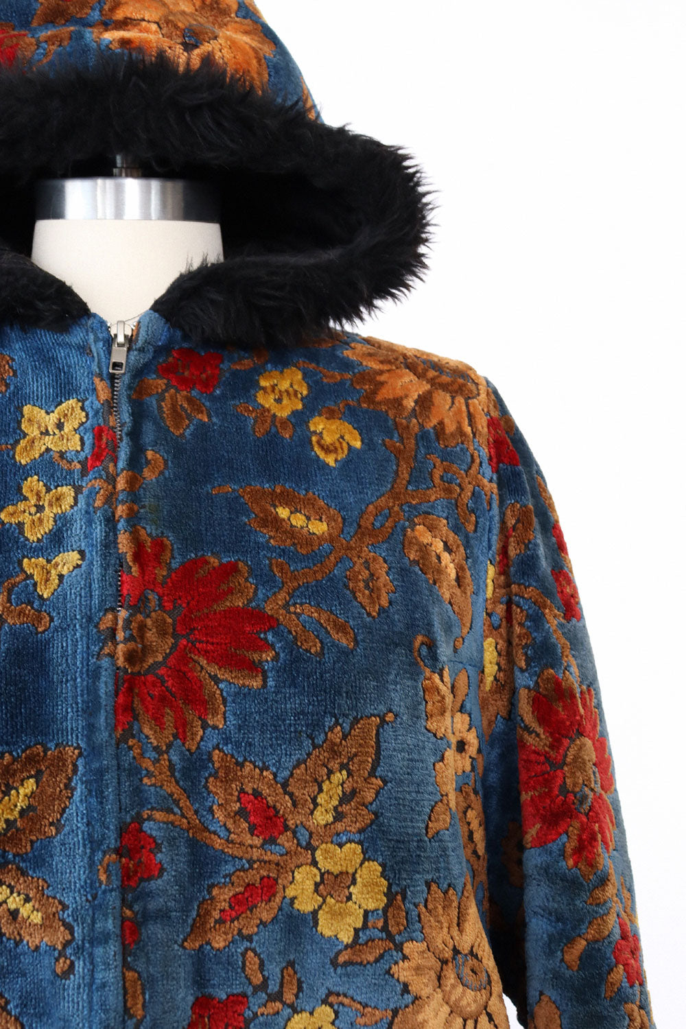 Cropped Chenille Carpet Coat S/M