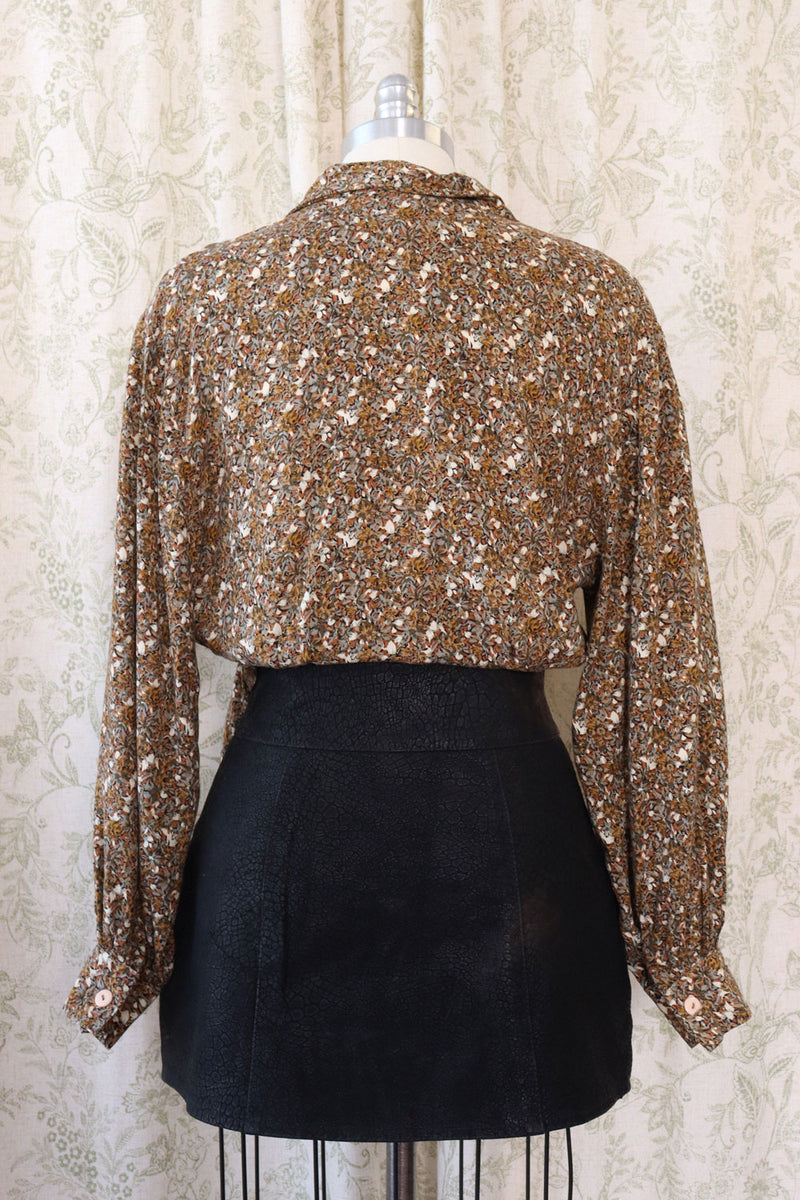 Field of Flowers Wrap Blouse S/M