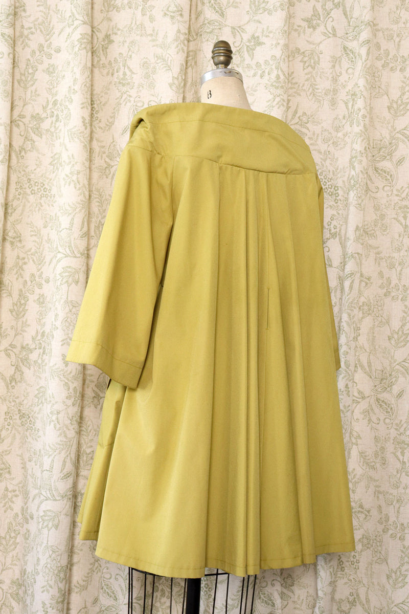 Dramatic Bamboo Toggle Tent Jacket S/M-M