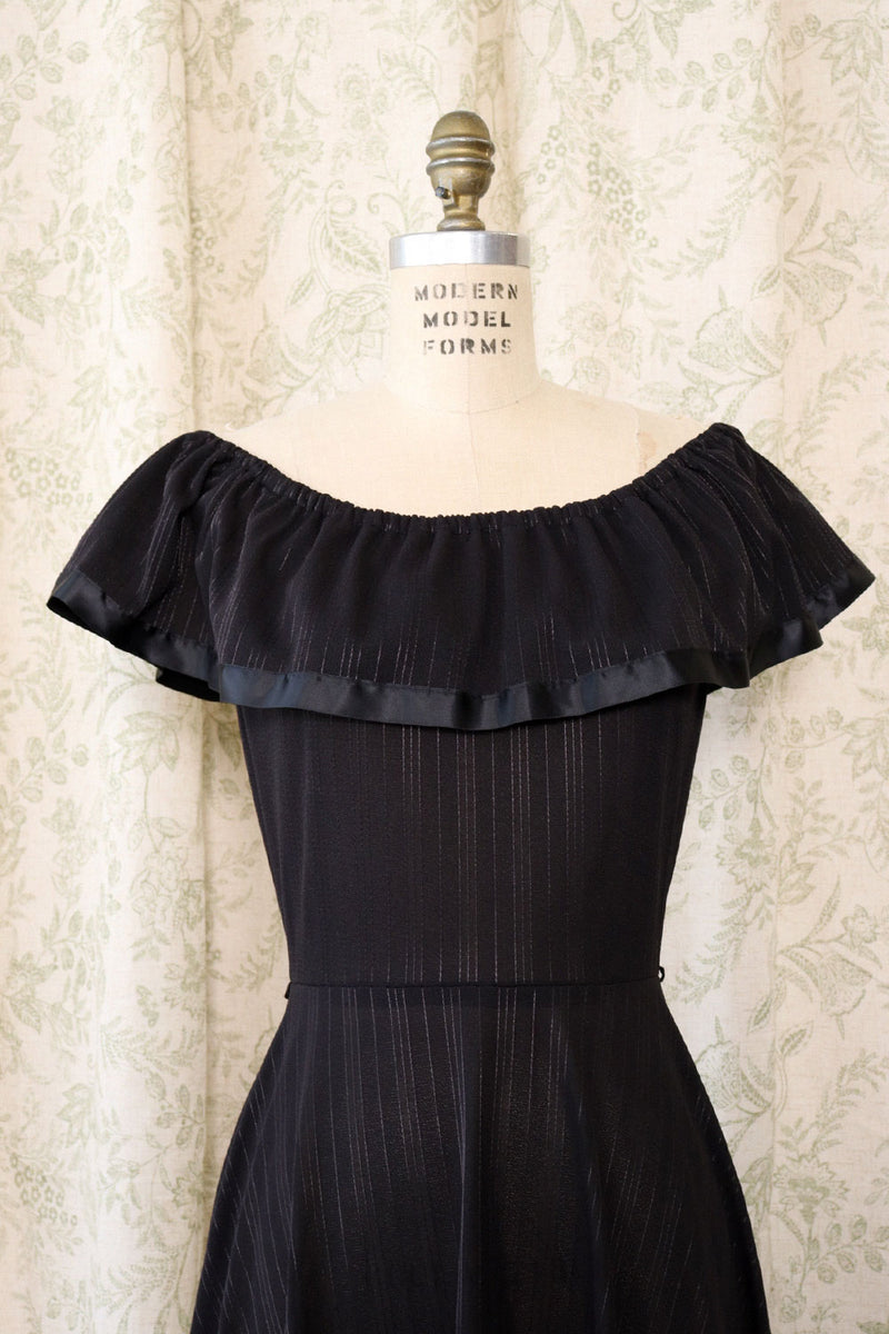 Summer Goth Peasant Maxi Dress S-S/M OMNIA Summer Goth Peasant Maxi Dress S-S/M OMNIA
