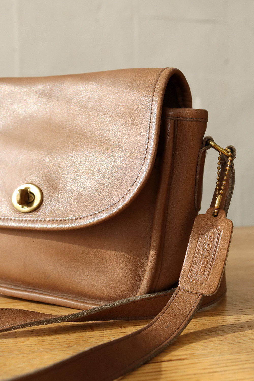 1970s Toffee Coach Leather Purse