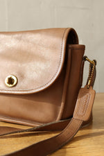 1970s Toffee Coach Leather Purse