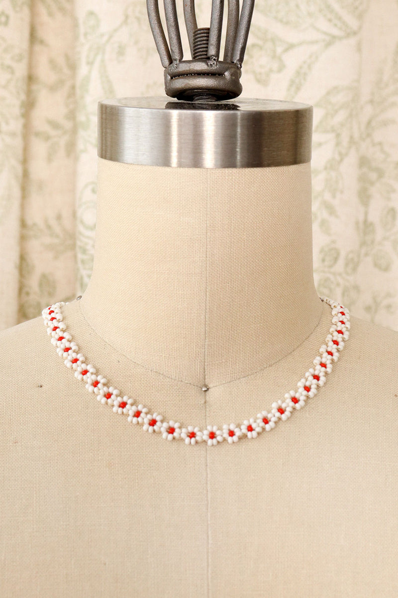 Red Daisy Bead Choker