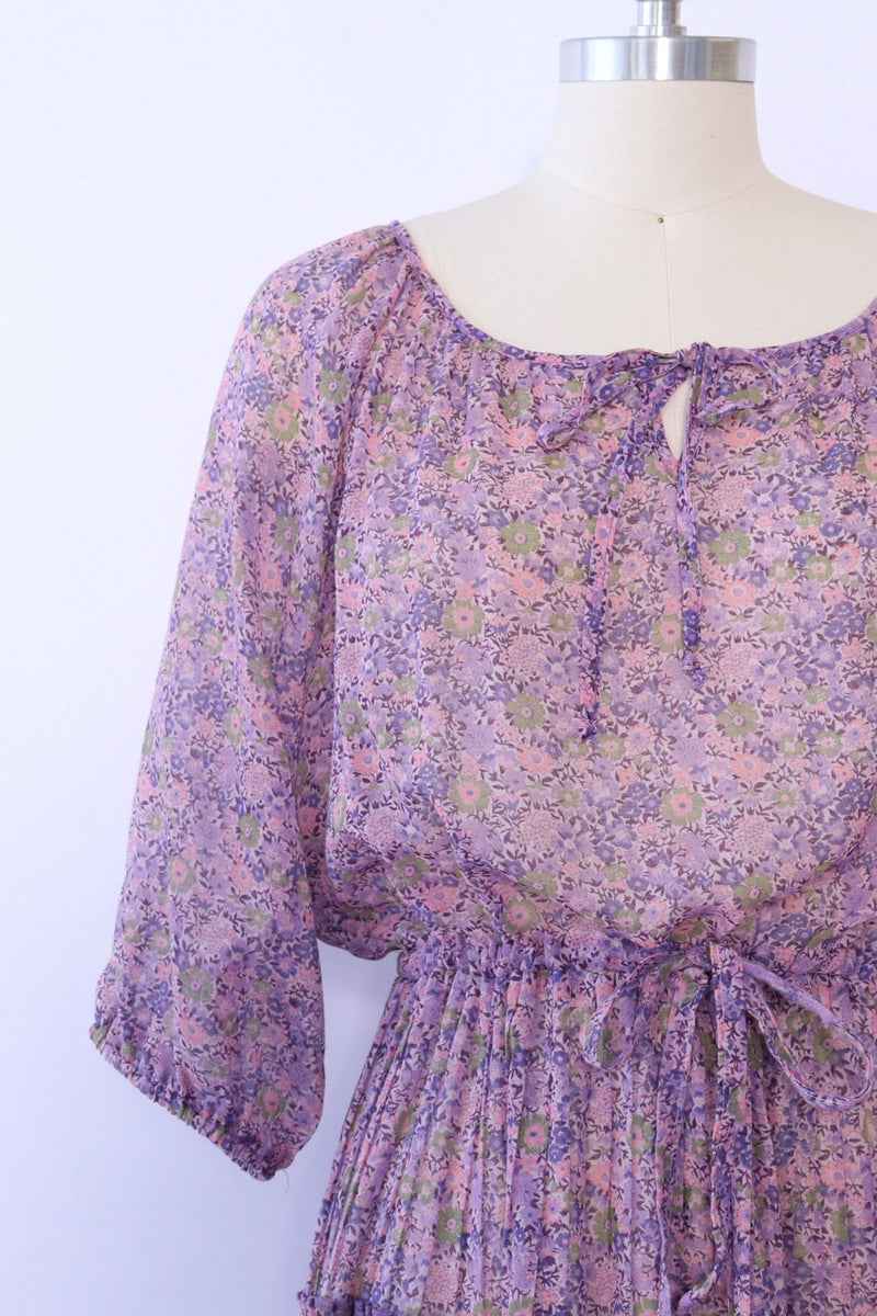 Lilac Pleated Floral Peasant Dress M/L
