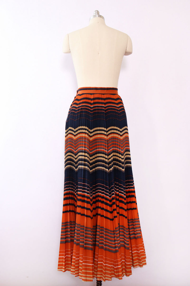 Elissa Accordion Sweep Maxi M/L