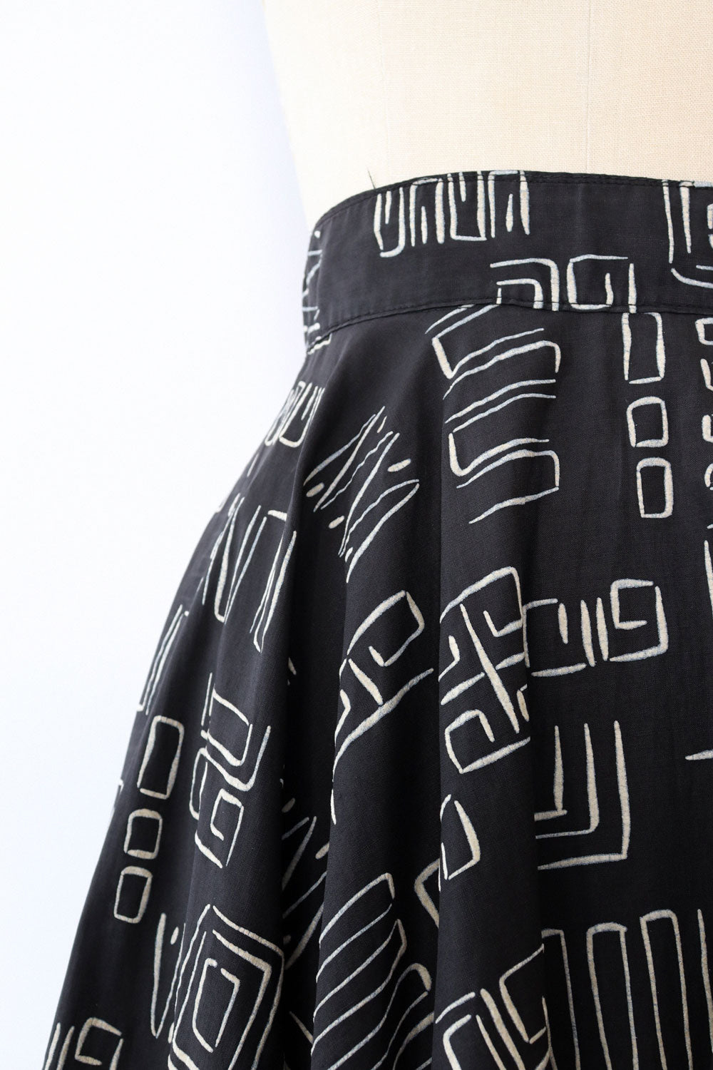 1950s Modernist Monochrome Circle Skirt S
