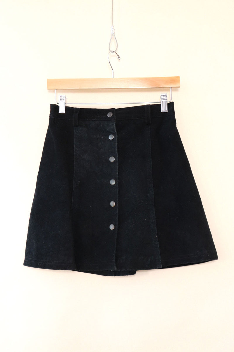 Ebony Suede Snap Mini S