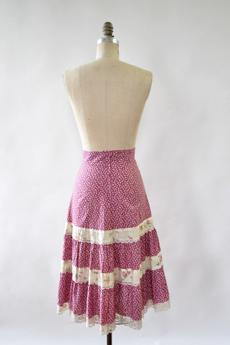 Rosebud Prairie Skirt S
