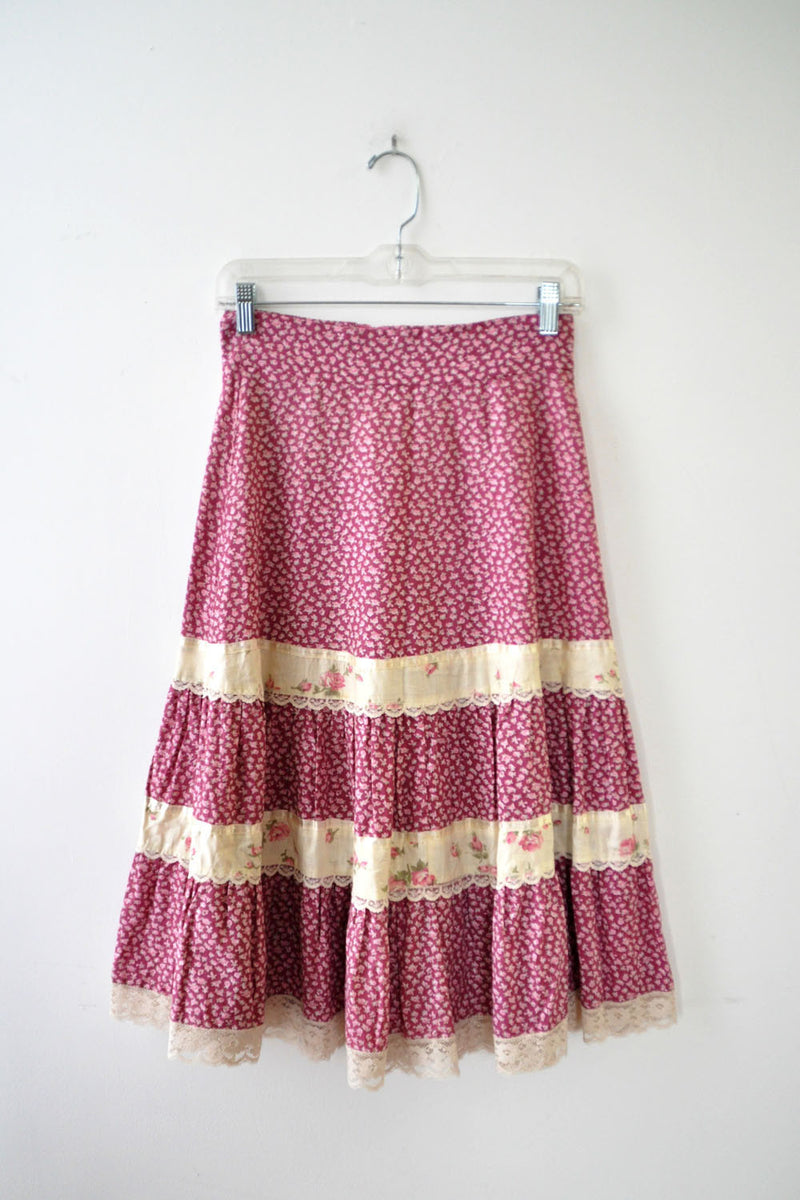 Rosebud Prairie Skirt S