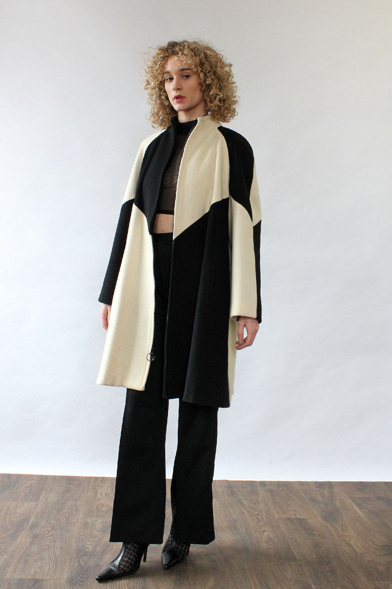 Graphic Zip Flared Coat M/L