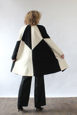 Graphic Zip Flared Coat M/L