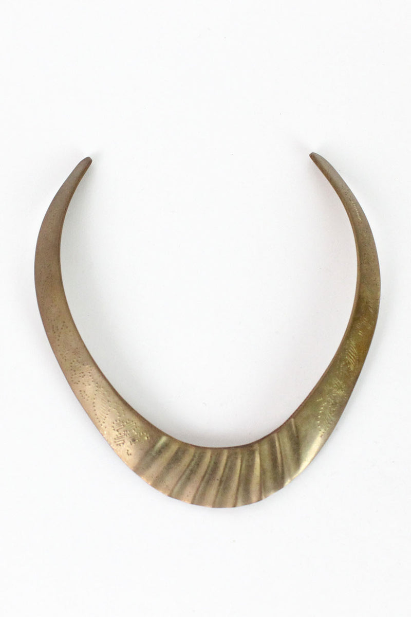 molded brass collar