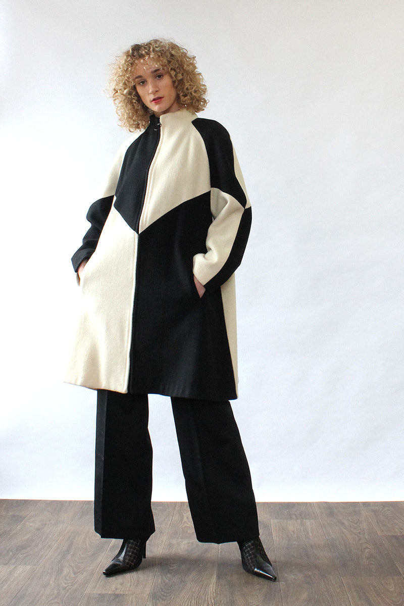 Graphic Zip Flared Coat M/L