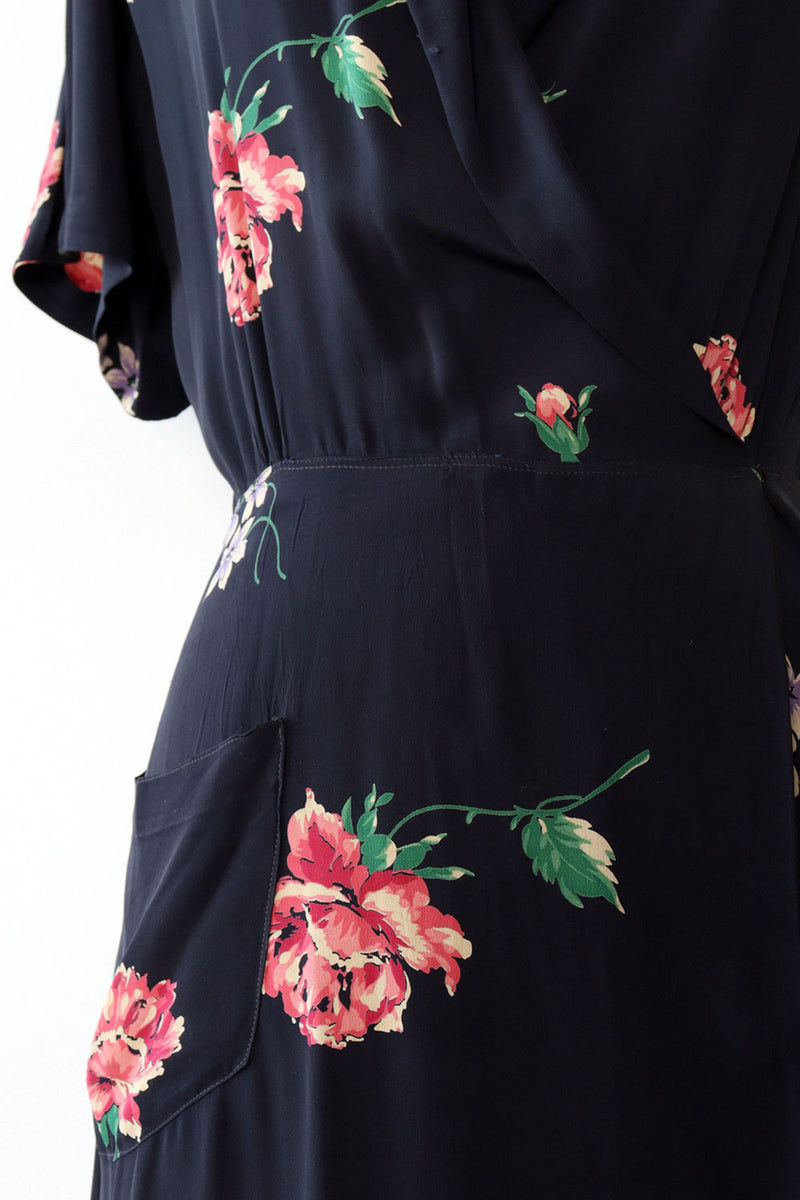 Cold Rayon Midnight Floral Robe M/L