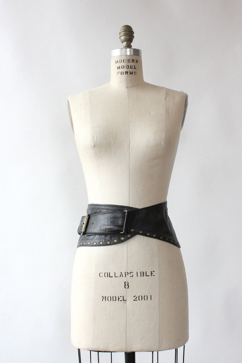 Studded Leather Yoke Belt – OMNIA