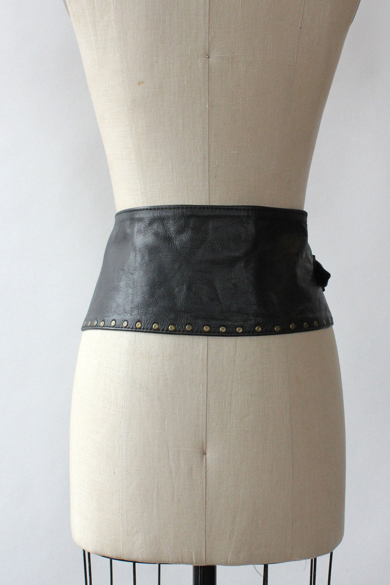 Studded Leather Yoke Belt – OMNIA