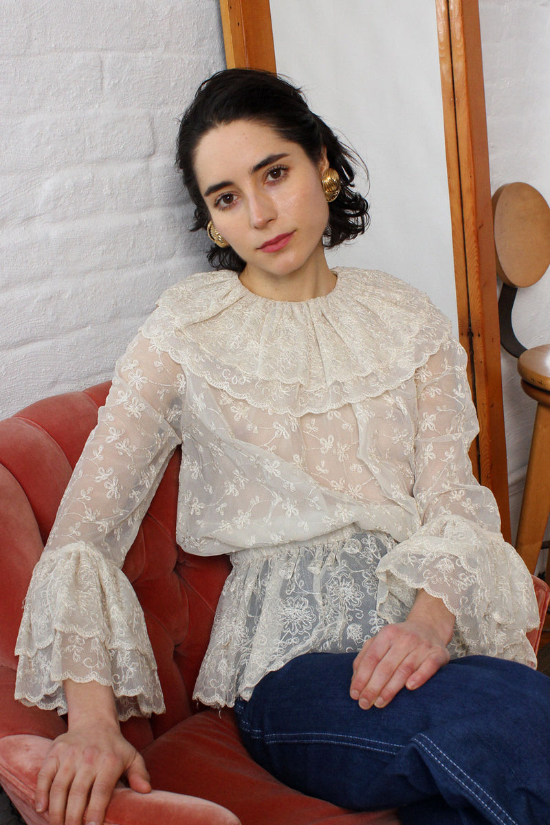 Lace Ruffle Belled Top XS-M