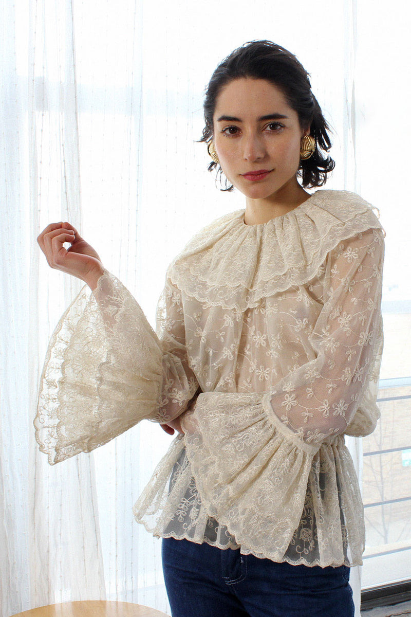 Lace Ruffle Belled Top XS-M